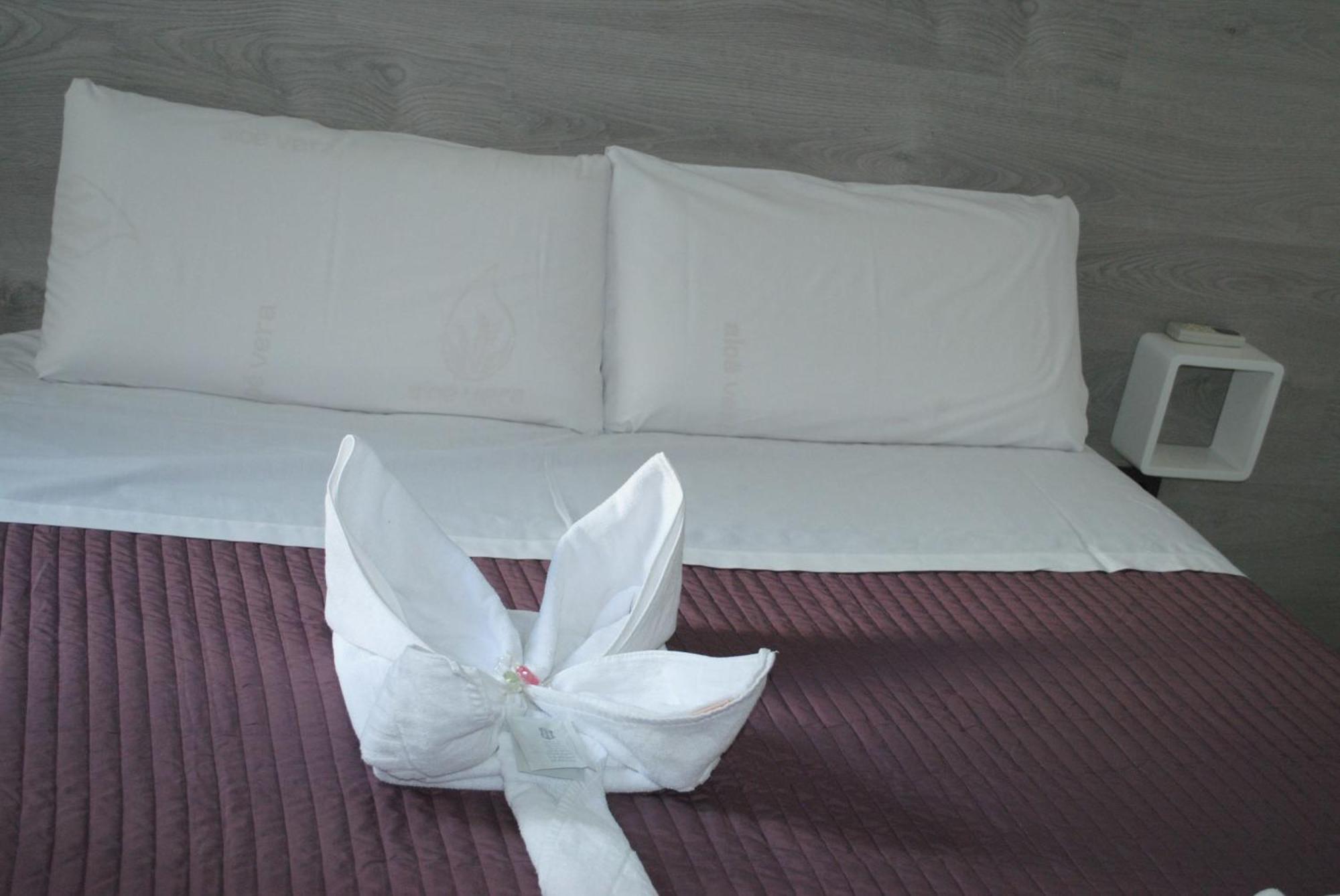 Fuencarral Rooms Madrid Rum bild